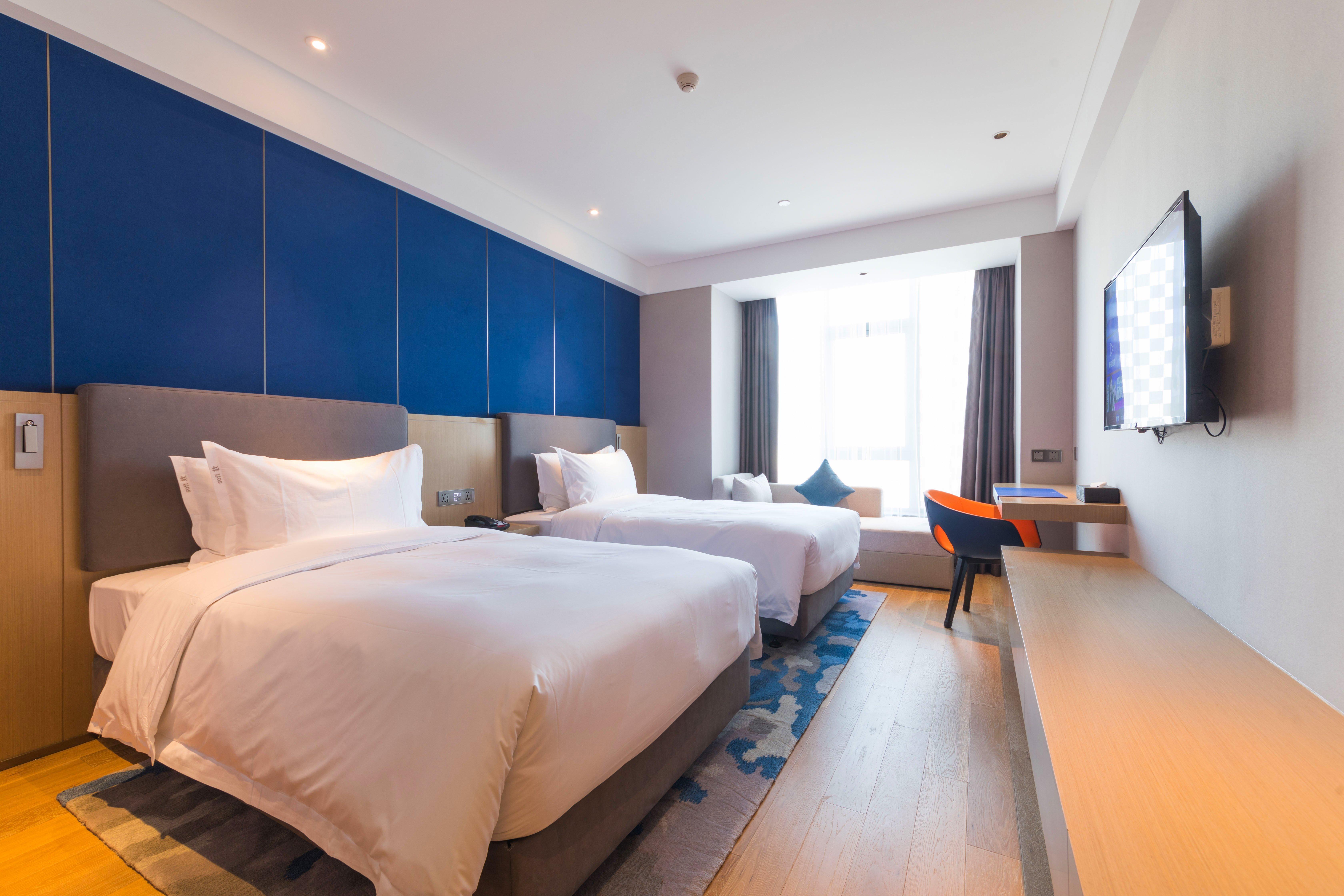 Holiday Inn Express Nanchang West Station By Ihg Exterior photo